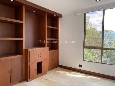 Apartamento de 4 alcobas en venta en El Poblado, Medellín, 333 m² · foto 13 de 20