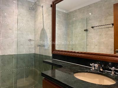 Apartamento de 4 alcobas en venta en El Poblado, Medellín, 333 m² · foto 16 de 20