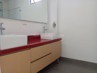 Casa de 4 alcobas en venta en Envigado, Envigado, 273 m² · foto 17 de 20