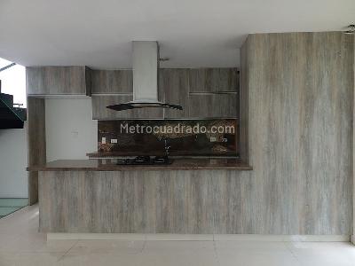 Casa de 4 alcobas en venta en Envigado, Envigado, 273 m² · foto 4 de 20