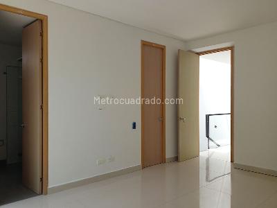 Casa de 4 alcobas en venta en Envigado, Envigado, 273 m² · foto 9 de 20