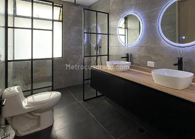 Casa de 3 alcobas en venta en Envigado, Envigado, 230 m² · foto 12 de 18