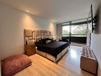 Casa de 3 alcobas en venta en Envigado, Envigado, 230 m² · foto 8 de 18