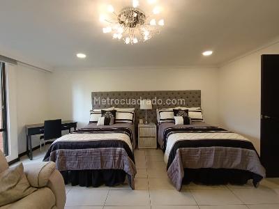 Apartamento de 3 alcobas en venta en El Poblado, Medellín, 315 m² · foto 10 de 19