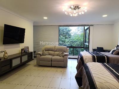 Apartamento de 3 alcobas en venta en El Poblado, Medellín, 315 m² · foto 11 de 19