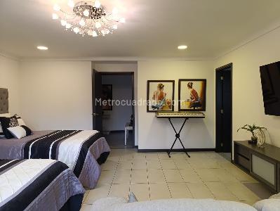 Apartamento de 3 alcobas en venta en El Poblado, Medellín, 315 m² · foto 12 de 19