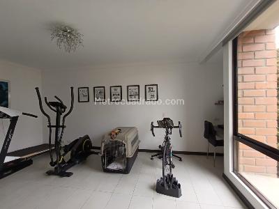 Apartamento de 3 alcobas en venta en El Poblado, Medellín, 315 m² · foto 15 de 19