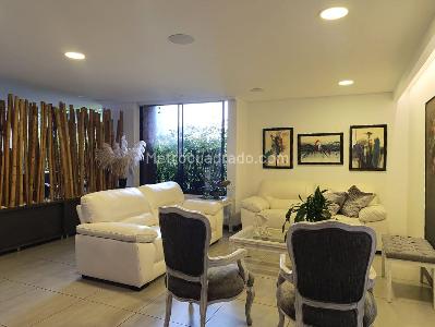 Apartamento de 3 alcobas en venta en El Poblado, Medellín, 315 m² · foto 5 de 19