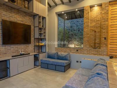 Casa de 5 alcobas en venta en Rionegro, Rionegro, 380 m² · foto 3 de 20