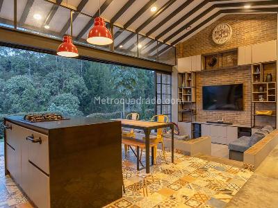 Casa de 5 alcobas en venta en Rionegro, Rionegro, 380 m² · foto 4 de 20