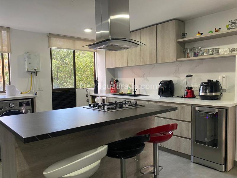 Furnished 3BR Apartment for Rent in El Poblado (129 m²) - 8