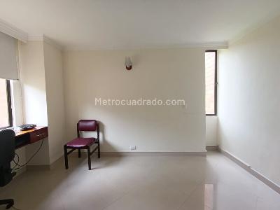 Apartamento de 3 alcobas en venta en El Tesoro, Medellín, 178 m² · foto 13 de 20