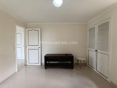 Apartamento de 3 alcobas en venta en El Tesoro, Medellín, 178 m² · foto 17 de 20