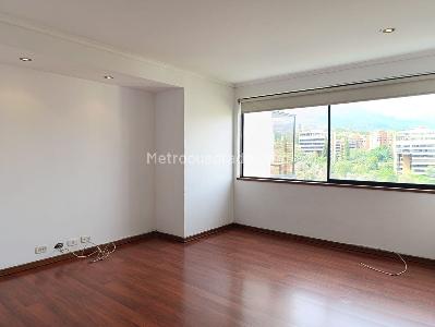 Apartamento de 3 alcobas en venta en El Diamante No. 2, Medellín, 242 m² · foto 11 de 19
