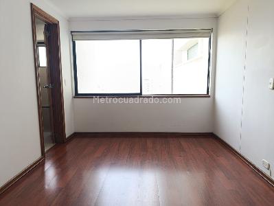 Apartamento de 3 alcobas en venta en El Diamante No. 2, Medellín, 242 m² · foto 15 de 19