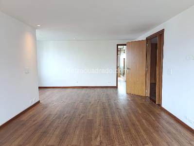 Apartamento de 3 alcobas en venta en El Poblado, Medellín, 250 m² · foto 11 de 20