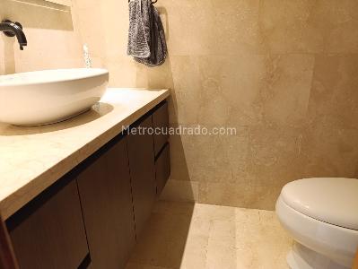 Apartamento de 3 alcobas en venta en El Poblado, Medellín, 250 m² · foto 16 de 20