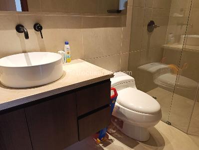 Apartamento de 3 alcobas en venta en El Poblado, Medellín, 250 m² · foto 18 de 20