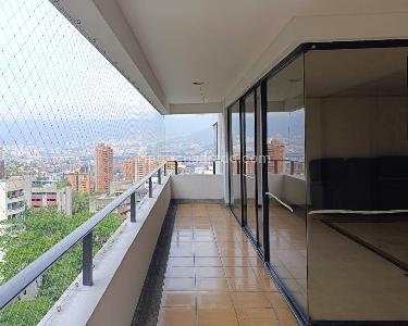 Apartamento de 3 alcobas en venta en El Poblado, Medellín, 250 m² · foto 20 de 20