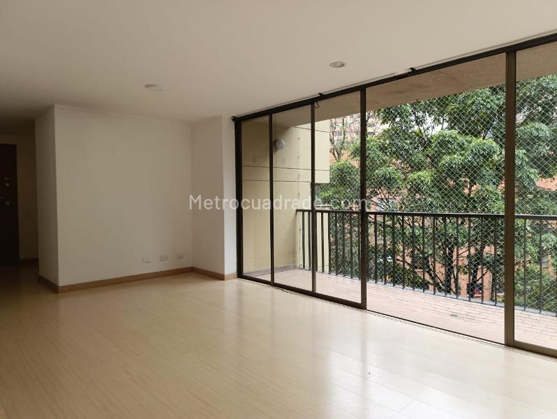 Apartamento en Arriendo, EL POBLADO, Medellín - 2