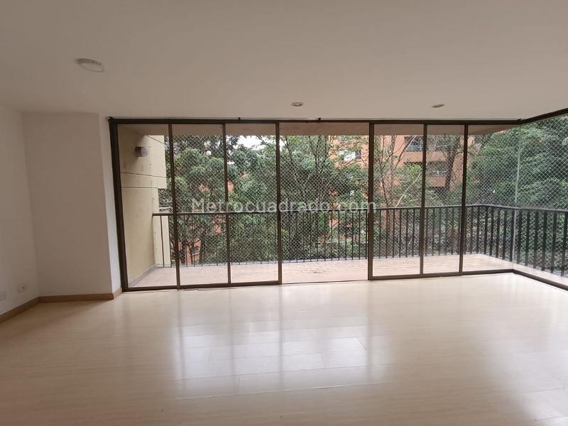 Apartamento en Arriendo, EL POBLADO, Medellín - 3