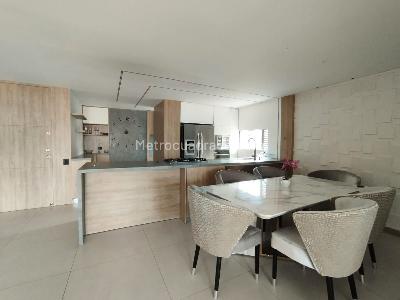 Apartamento de 3 alcobas en arriendo en El Poblado, Medellín, 150 m² · foto 5 de 15