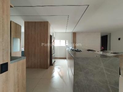 Apartamento de 3 alcobas en arriendo en El Poblado, Medellín, 150 m² · foto 6 de 15
