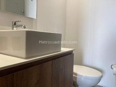 Apartaestudio en arriendo en El Poblado, Medellín, 50 m² · foto 12 de 13