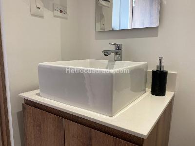 Apartaestudio en arriendo en El Poblado, Medellín, 50 m² · foto 13 de 13