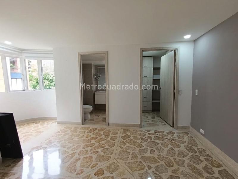 3BR Apartment in Gated Community in El Poblado with Balcony - 8
