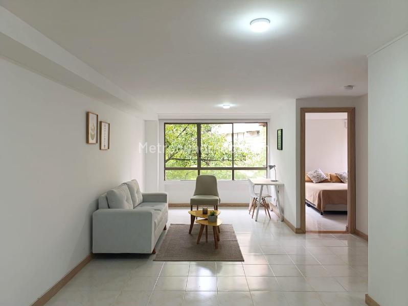 Apartamento de 2 Alcobas con Parqueadero Cubierto en El Poblado - 4