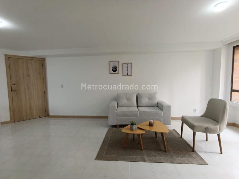 Apartamento de 2 Alcobas con Parqueadero Cubierto en El Poblado - 5