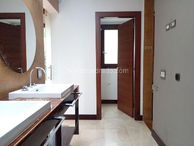 Casa de 3 alcobas en venta en Envigado, Envigado, 460 m² · foto 17 de 20