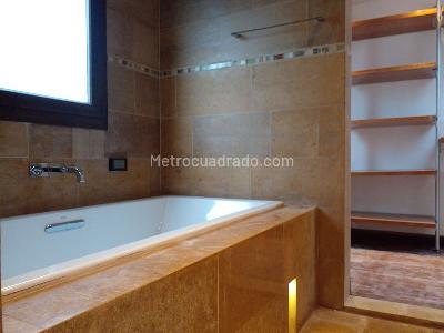 Casa de 3 alcobas en venta en Envigado, Envigado, 460 m² · foto 18 de 20