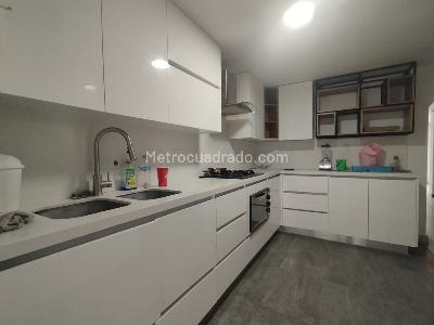 Casa de 3 alcobas en venta en El Poblado, Medellín, 215 m² · foto 5 de 19