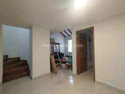 Casa de 3 alcobas en venta en El Poblado, Medellín, 215 m² · foto 7 de 19