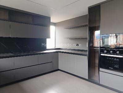 Apartamento de 3 alcobas en venta en El Poblado, Medellín, 440 m² · foto 7 de 20
