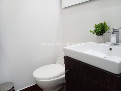 Casa de 3 alcobas en venta en Envigado, Envigado, 209 m² · foto 17 de 20
