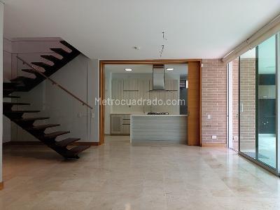 Casa de 3 alcobas en venta en Envigado, Envigado, 274 m² · foto 4 de 20