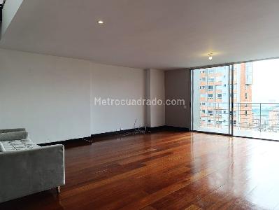 Apartaestudio en arriendo en El Poblado, Medellín · foto 2 de 18