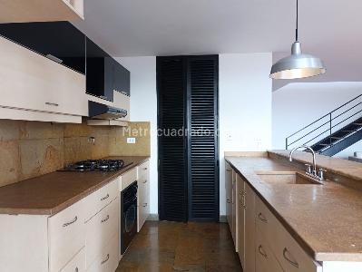 Apartaestudio en arriendo en El Poblado, Medellín · foto 8 de 18