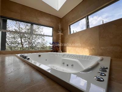 Casa de 3 alcobas en venta en Rionegro, Rionegro, 734 m² · foto 11 de 19