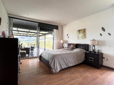 Casa de 3 alcobas en venta en Rionegro, Rionegro, 734 m² · foto 8 de 19