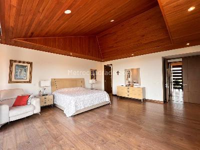 Casa de 3 alcobas en venta en Rionegro, Rionegro, 734 m² · foto 9 de 19
