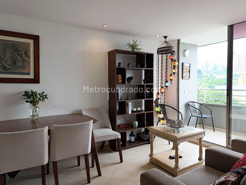 Atractivo Apartamento de 2 Alcobas en El Poblado - 3