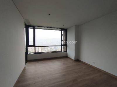 Apartamento de 3 alcobas en venta en El Poblado, Medellín, 140 m² · foto 7 de 14