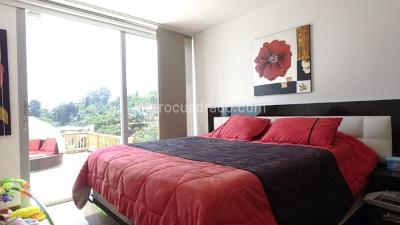 Casa de 5 alcobas en venta en Envigado, Envigado, 465 m² · foto 13 de 20