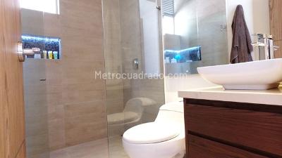 Casa de 5 alcobas en venta en Envigado, Envigado, 465 m² · foto 16 de 20