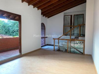 Casa en arriendo en El Poblado, Medellín · foto 5 de 16