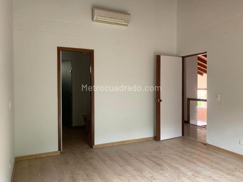 4BR House for Rent in El Poblado Gated Community (3 Baths) - 8